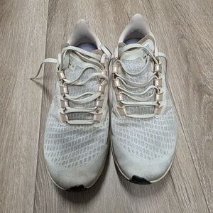 Nike Pegasus 37 Women's Sz 7